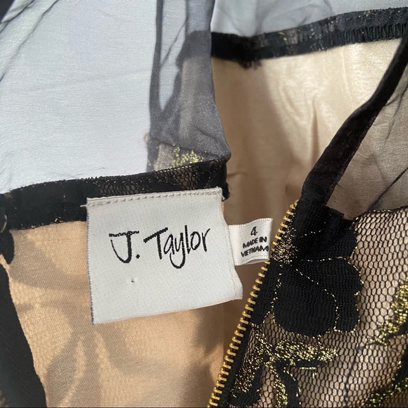 NWT J.Taylor Sleeveless Dress size 4 - Picture 7 of 7